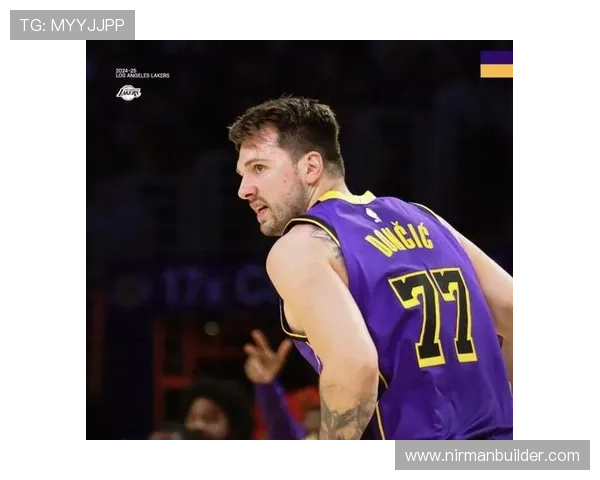 [NBA]东契奇送出助攻 克内克特三分空心入网.